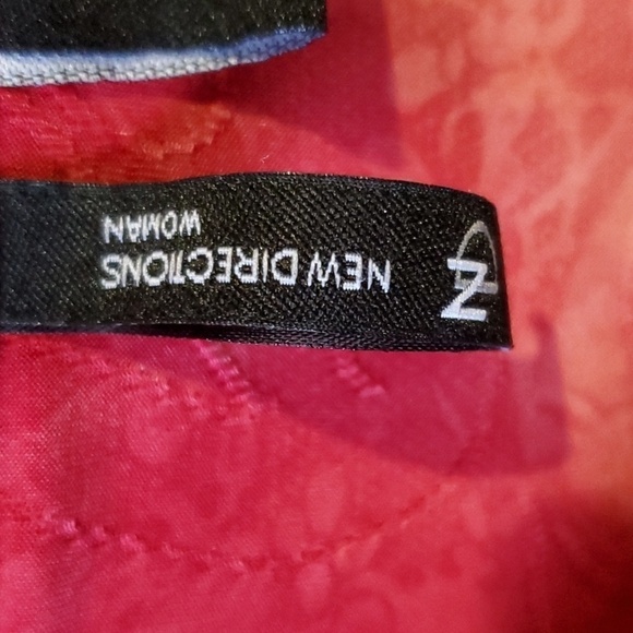 New Directions pink and rust embossed asymmetrical top size 3X - Picture 2 of 7